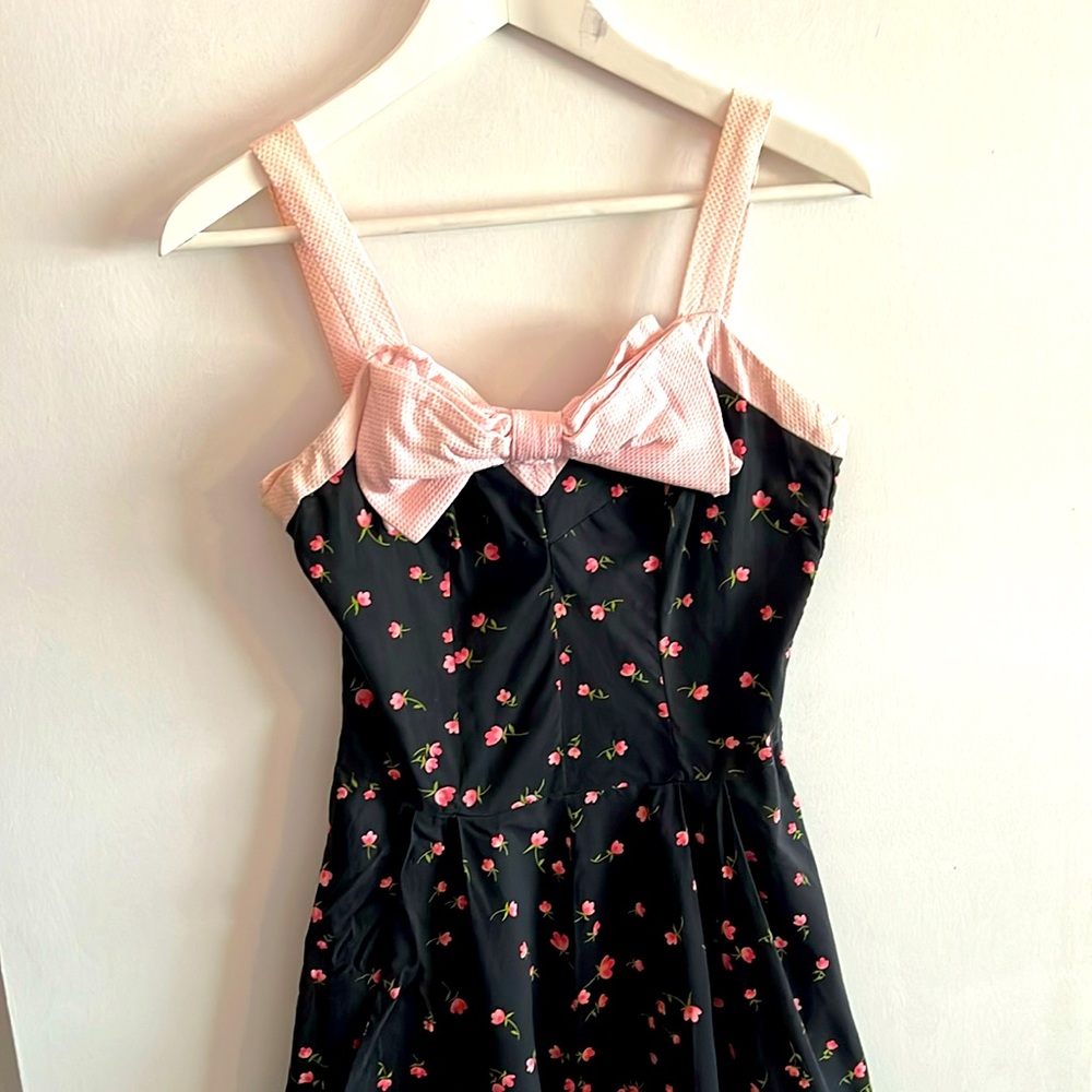 Vintage 50s Pinup Black Pink Ditsy Floral Fit Flare Bow Dress